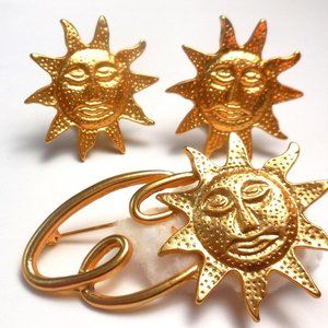 Vintage Jewelry Set Sun Brooch and Cilp-on Earrings accessories gifts